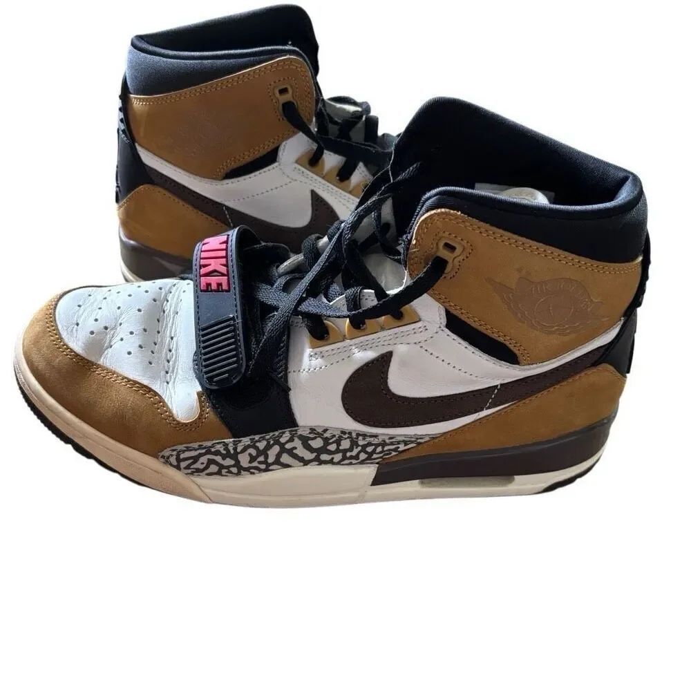 Nike Jordan Legacy 312 Rookie Of The Year Size 11 AV3922-102